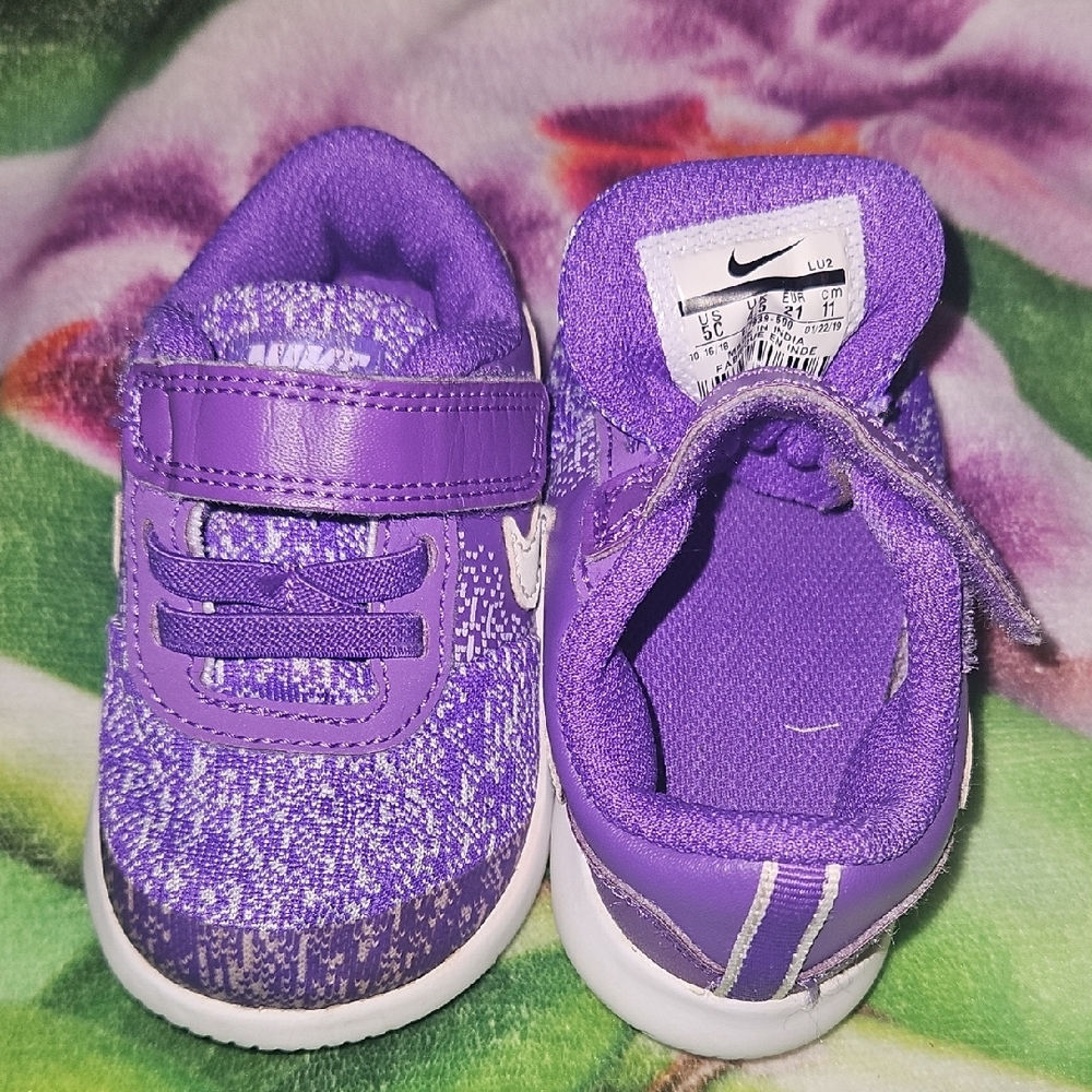 Nike Purple Velcro Sneakers with Textured Design